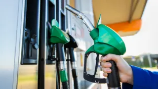 Ex Ilva, la protesta a Taranto blocca il carburante: stazioni di servizio in difficoltà. Disagi anche a Santeramo